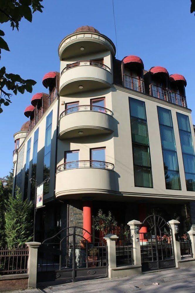 Modern Inn Boutique Hotel Skopje Exterior photo